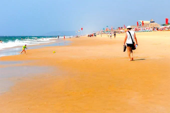 Candolim Beach