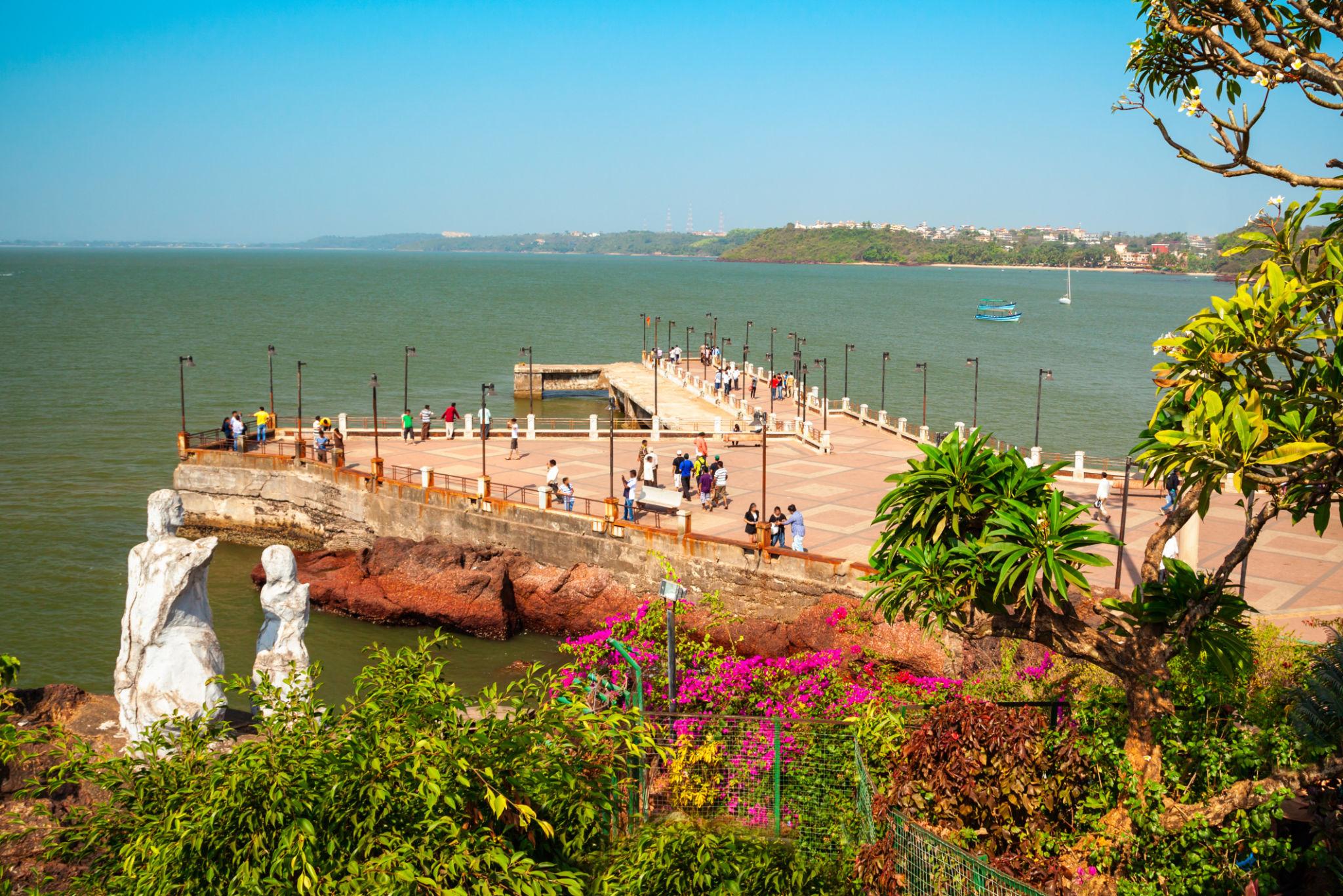 Dona Paula - Cab Goa pickup location sightseeing spot. Showing real photo from Dona Paula. Image 2 of 7.