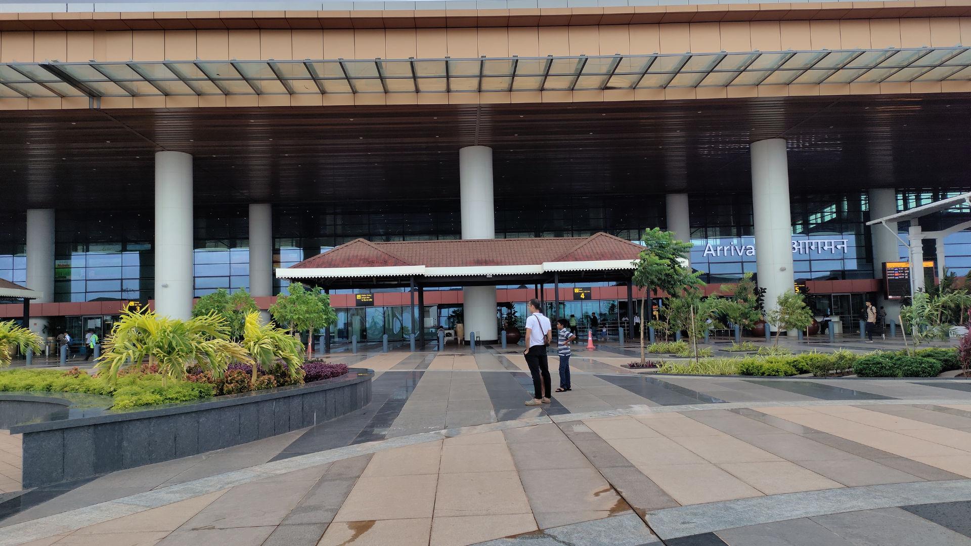 Mopa Airport to Candolim Taxi