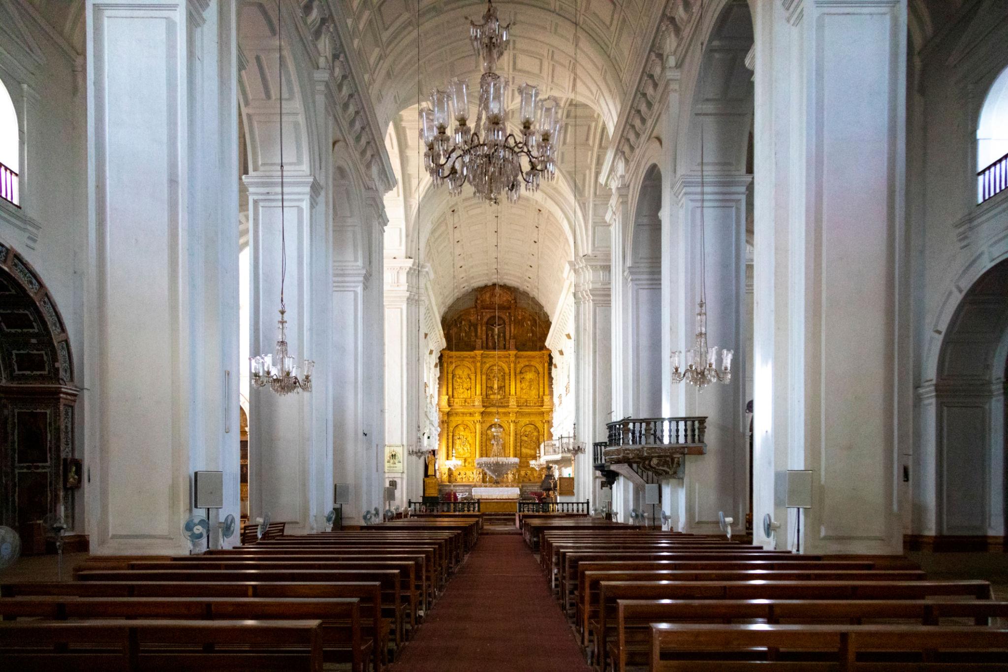 Se Cathedral Old Goa - Giant Portuguese-Gothic cathedral, one of the largest in Asia.
