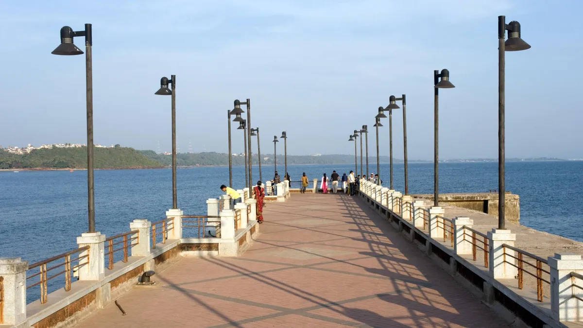 Dona Paula Scenic View